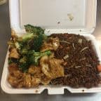 Best C6, Chicken with Broccoli in Pawtucket, RI